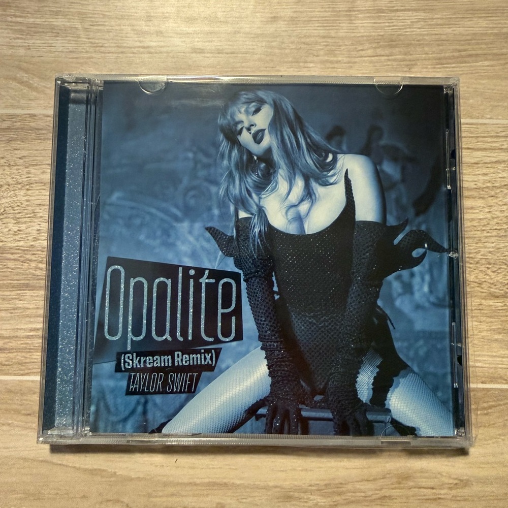 Taylor Swift - Collectible Opalite (Skream Remix) And Opalite